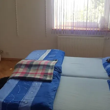 Czerwony Kamien Rubin Homestay *