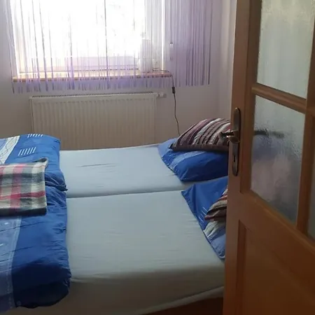 Czerwony Kamien Rubin *