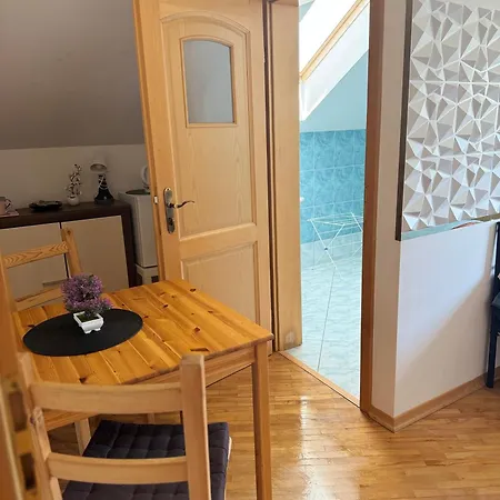 Czerwony Kamien Rubin Alloggio in famiglia