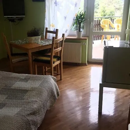 Czerwony Kamien Rubin Homestay szállás *